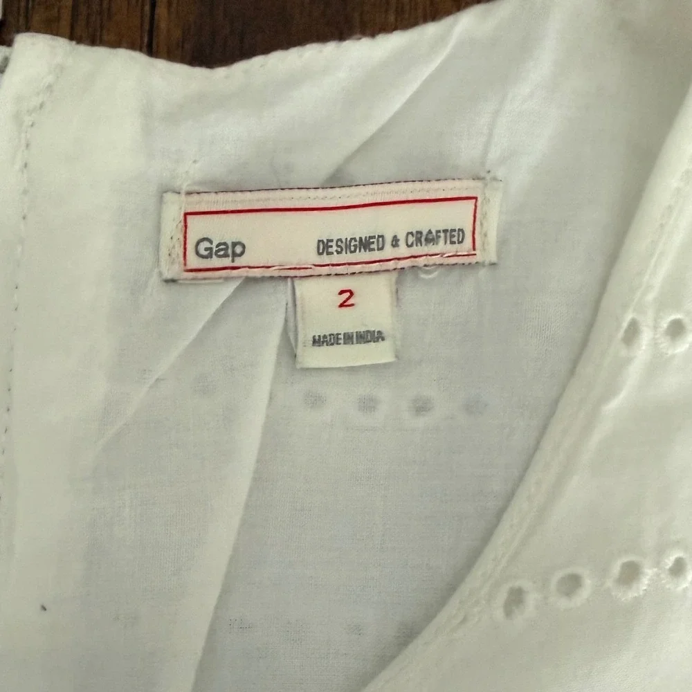 GAP white cotton